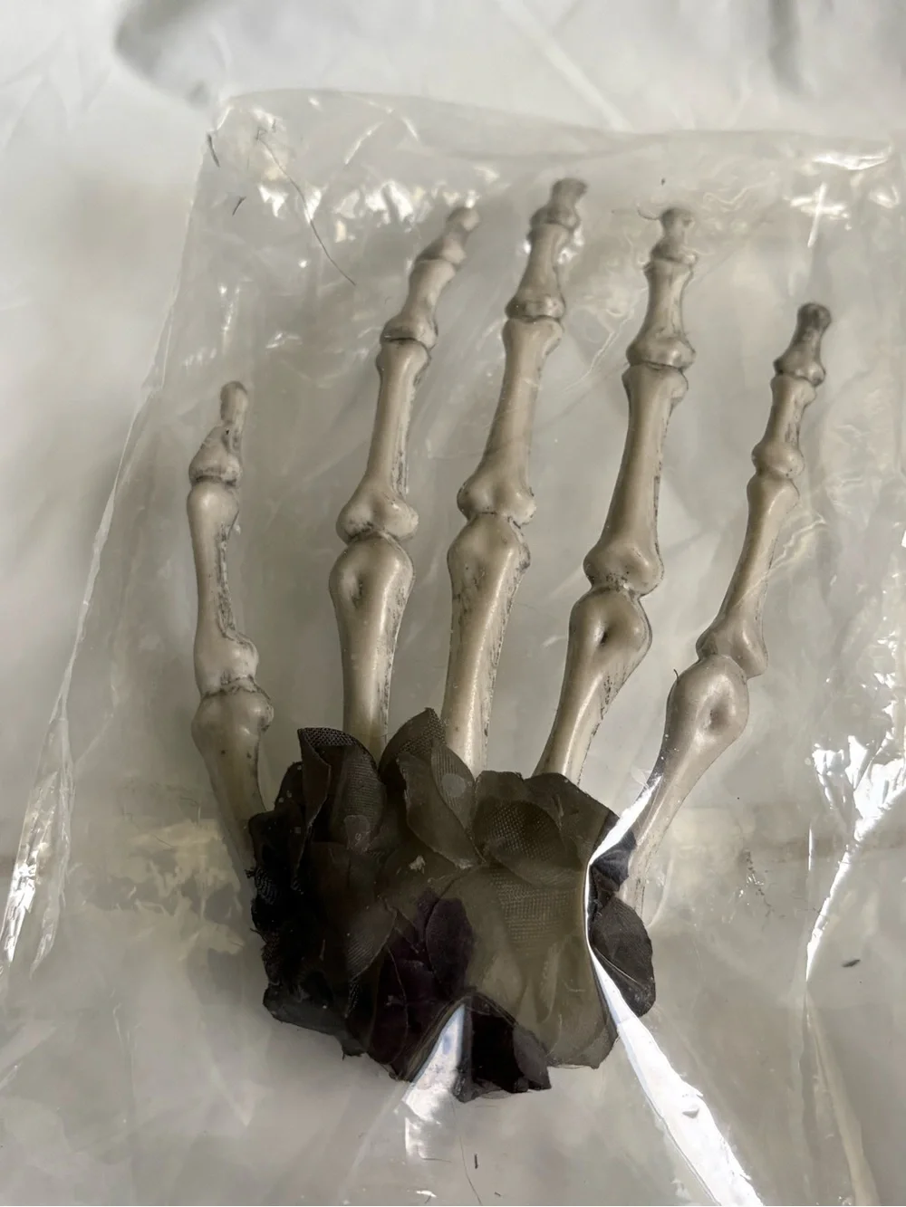 Gothic-style skeleton hand hair clip